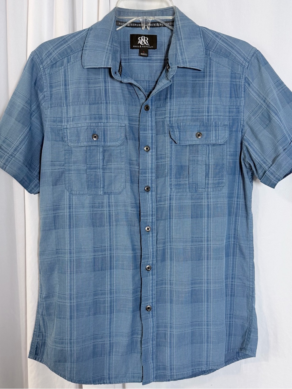 Rock & Republic Blue Short-Sleeve Plaid Button-Up Shirt